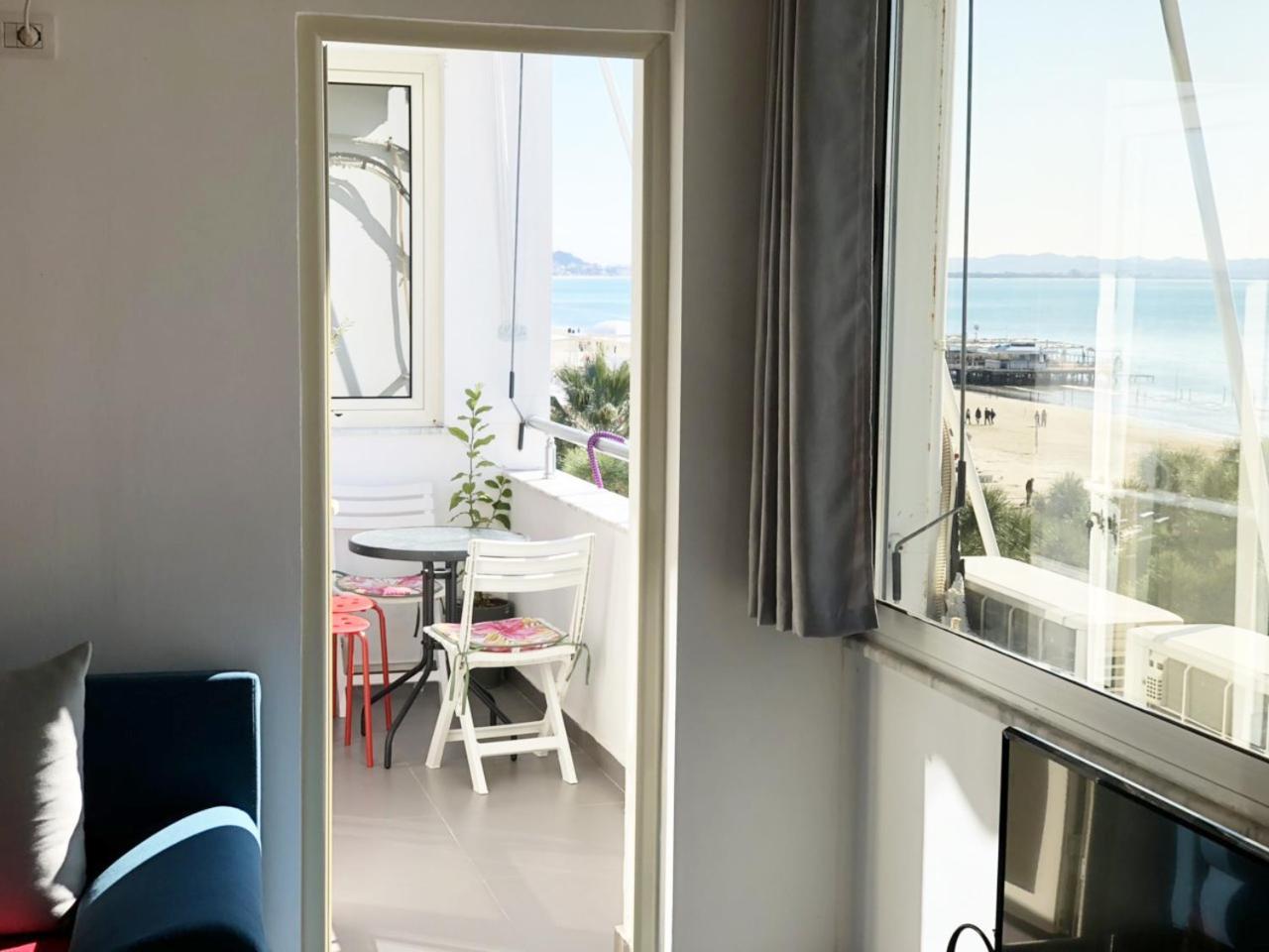 Sea View Nik Apartment Дуррес Екстер'єр фото